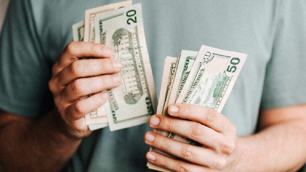 Precio del dólar hoy, 25 de abril de 2025: así amaneció el tipo de cambio