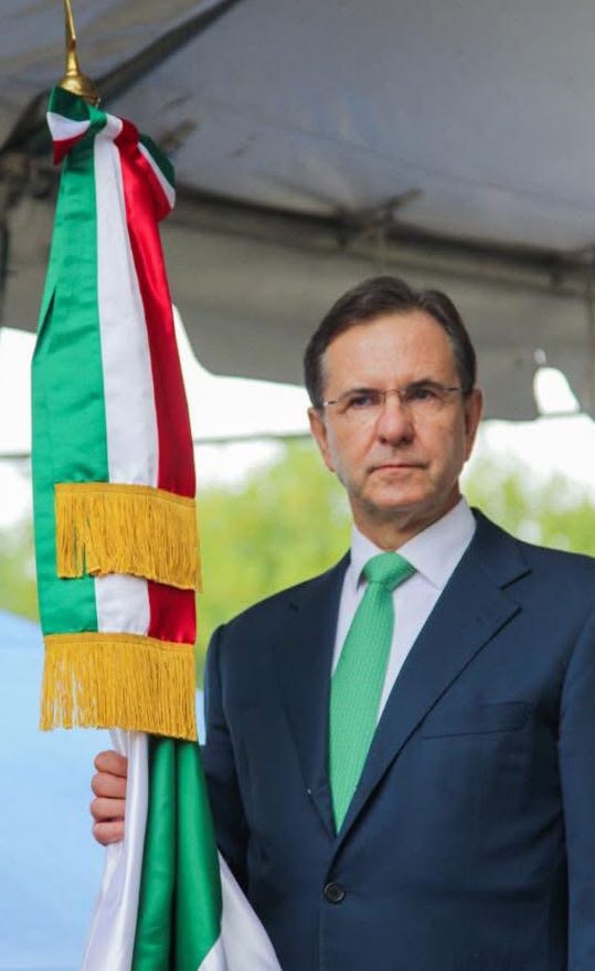 Critican baja visibilidad del embajador Esteban Moctezuma en medio de relación entre México y EU