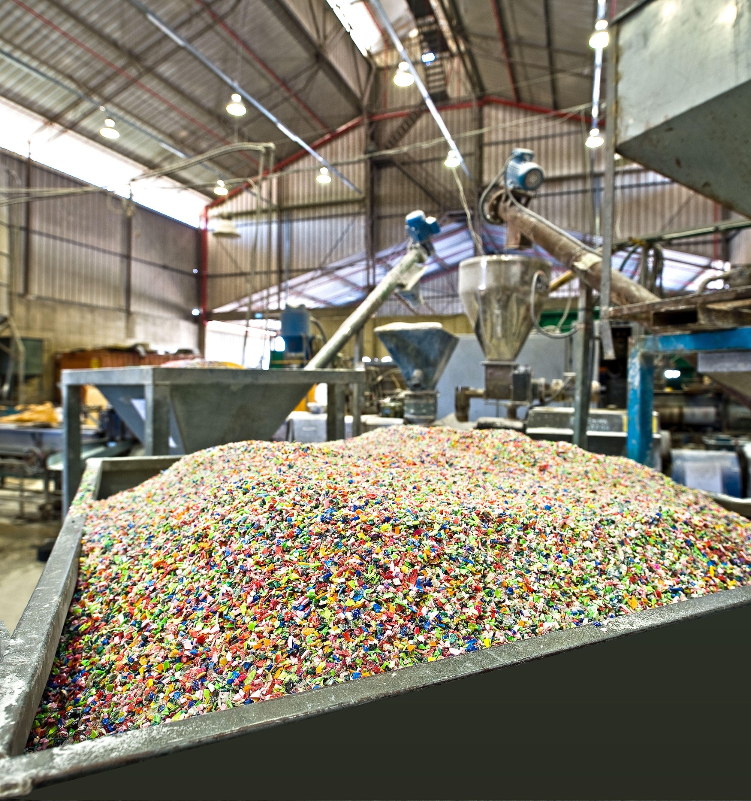 Industria del plástico impulsa reciclaje y busca materias primas más eficientes