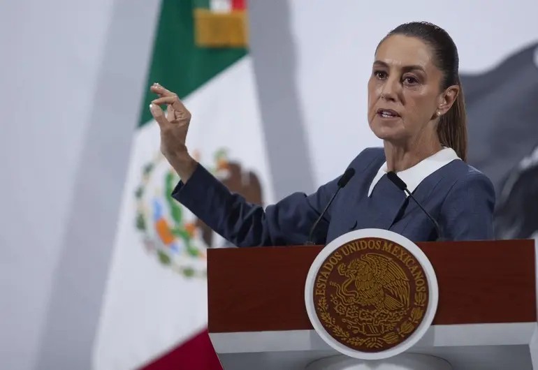 Sheinbaum viaja a San Luis Potosí para supervisar afectaciones por lluvias