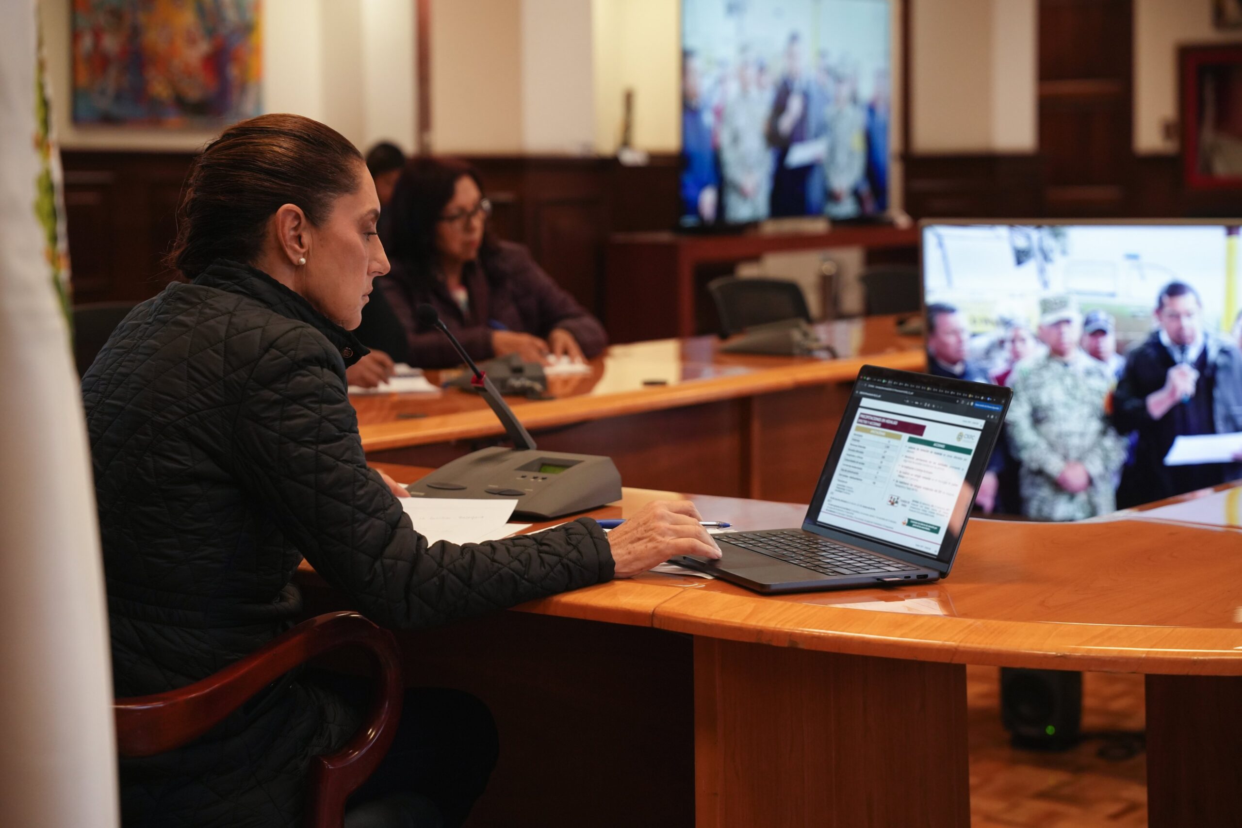 Sheinbaum coordina plan de acción con cinco estados ante daños por lluvias; garantiza ayuda a damnificados