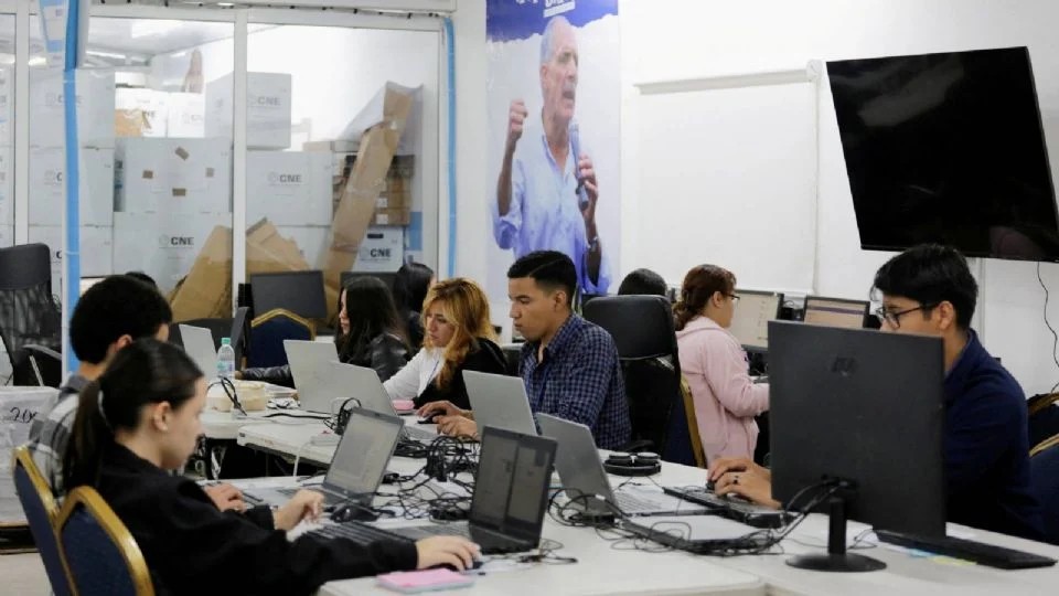 Elecciones en Honduras: conteo especial se paraliza tras nuevos incidentes