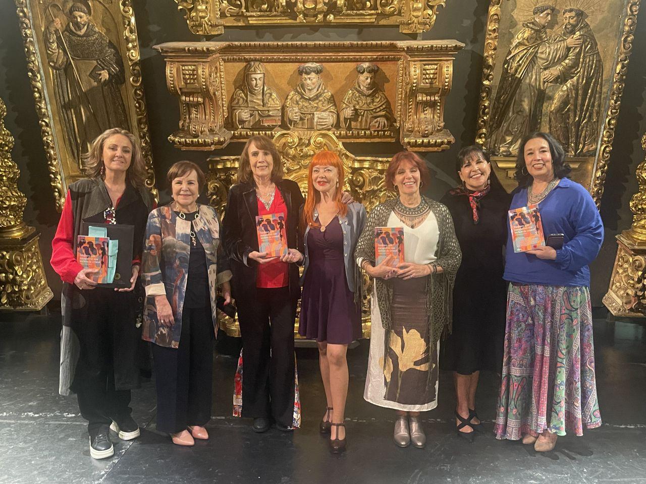 Mujeres que rompen el silencio… ecos de Sor Juana en el Claustro