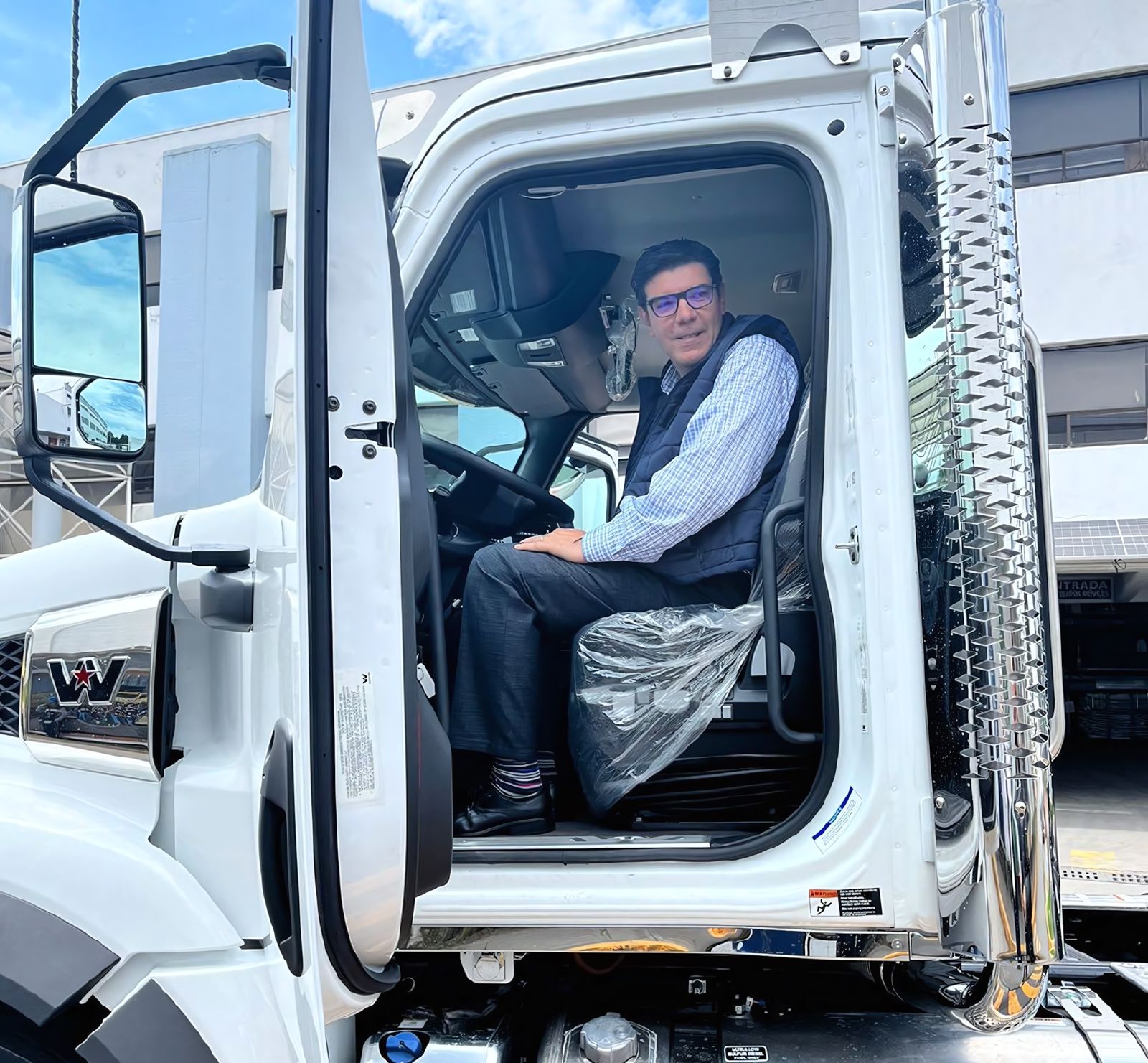 Mercado de vehículos pesados resiste un año de contracción y volatilidad