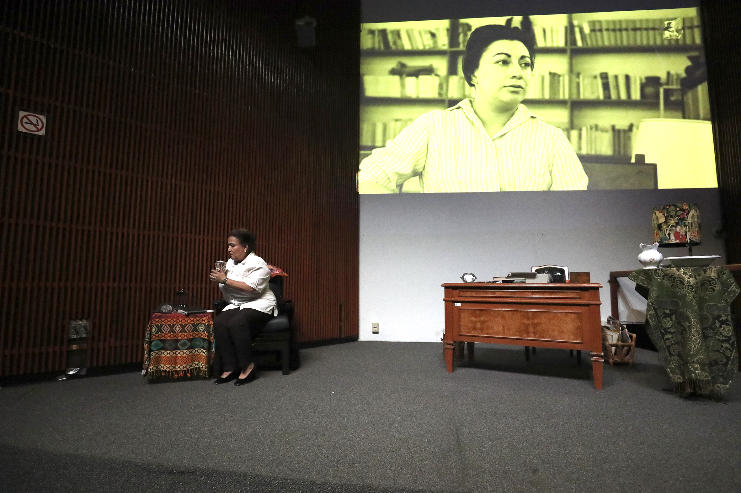 Presentan en la Cámara de Diputados la obra teatral “Cómo duele Chayito”